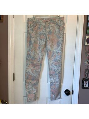 Delia floral skinny stretchy jeans size 9/10